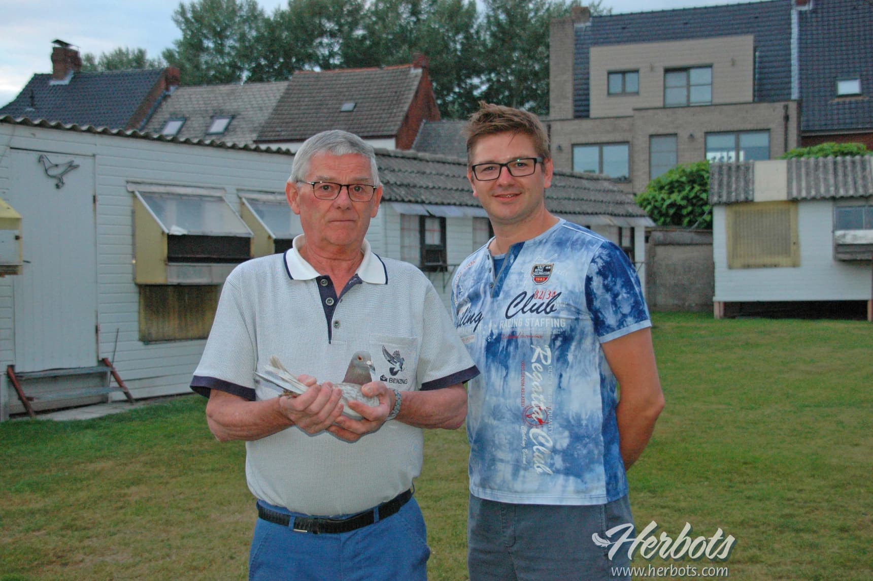 Aerts Julien & Tom (Mol): 1st National Montélimar 2,836 yearbirds