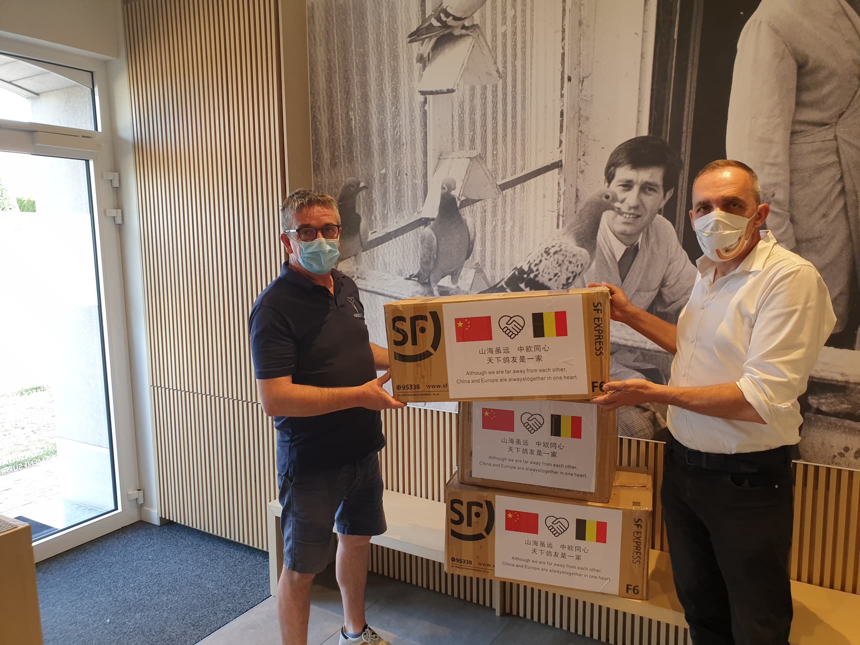 KBDB receives 5000 mouth covering masks from Chinese pigeon fanciers.