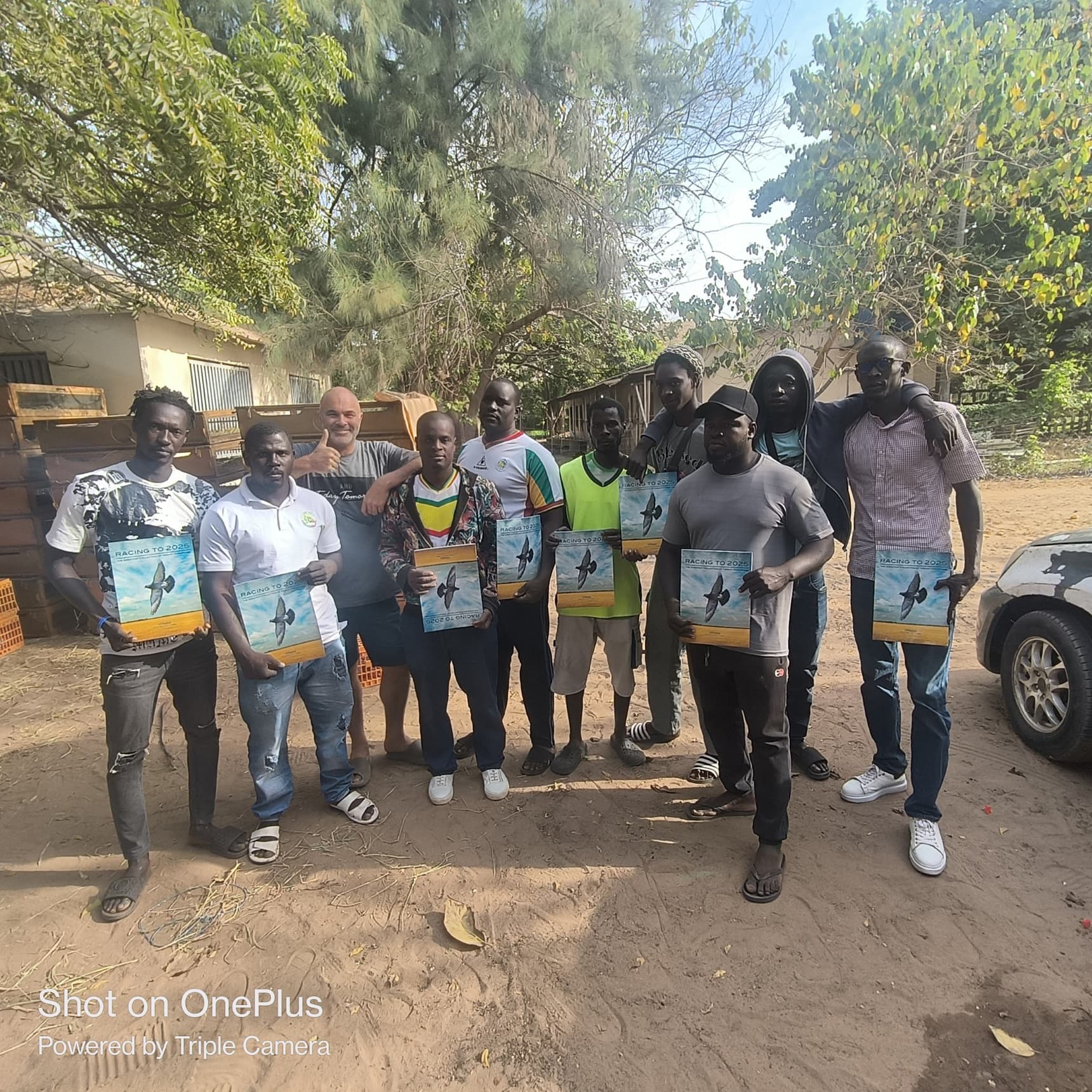 Brochure "Racing to 2025" also distributed in Senegal