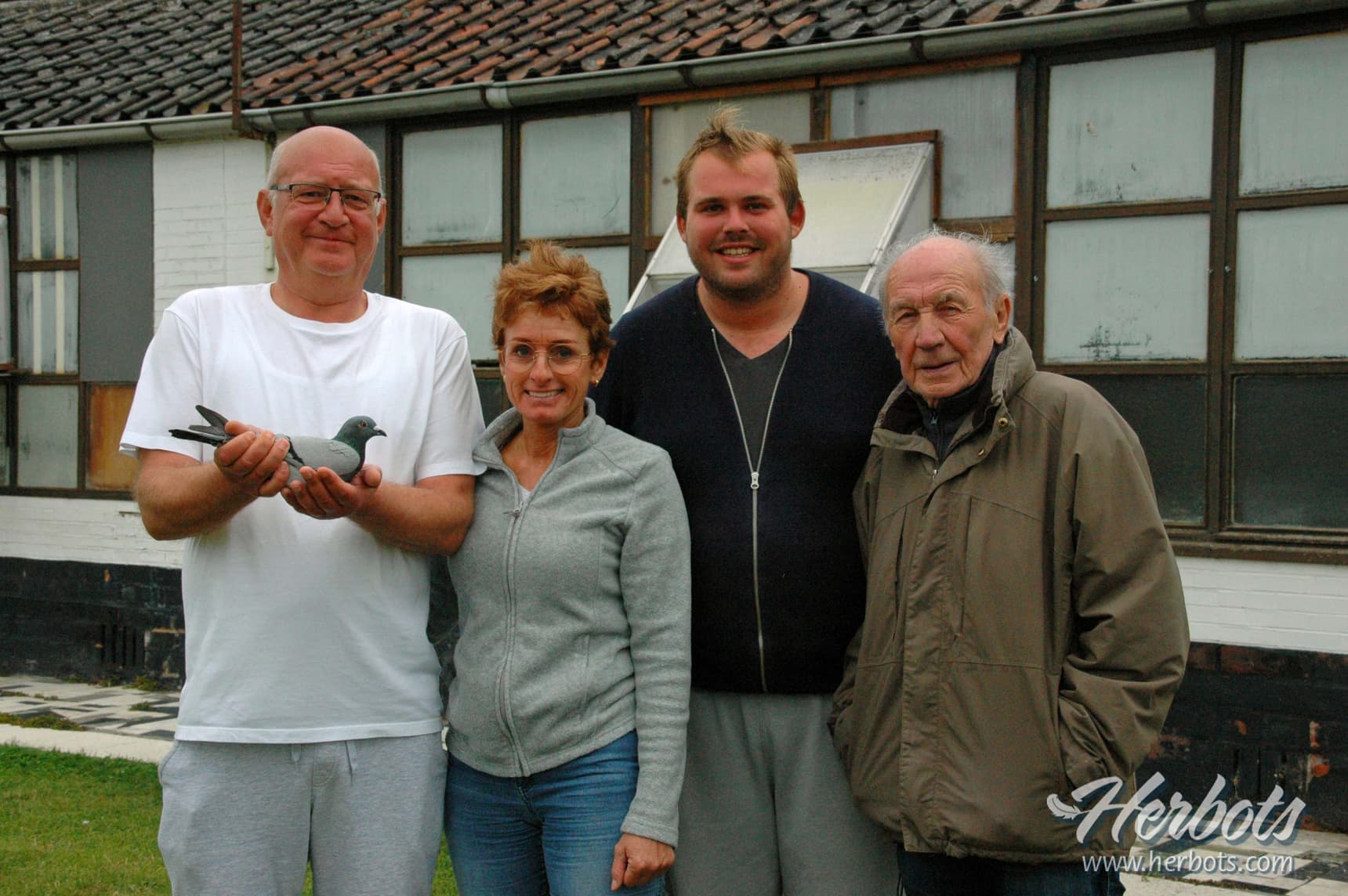 Van Hove-Uytterhoeven (Putte): 1st National Limoges 15,950 old birds