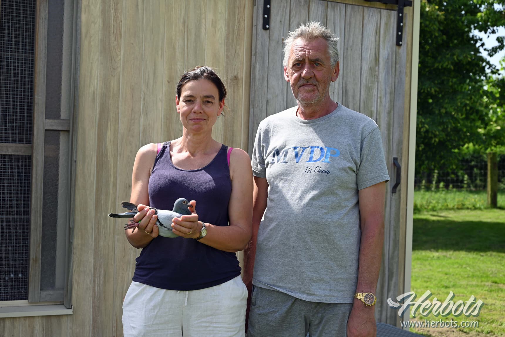 Sioen Luc en Hilde (Moorslede): 1e Nationaal Bourges 22.975 oude