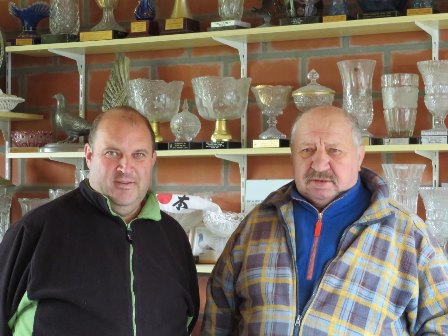 Pigeon Bids Pollin Marc & Geert