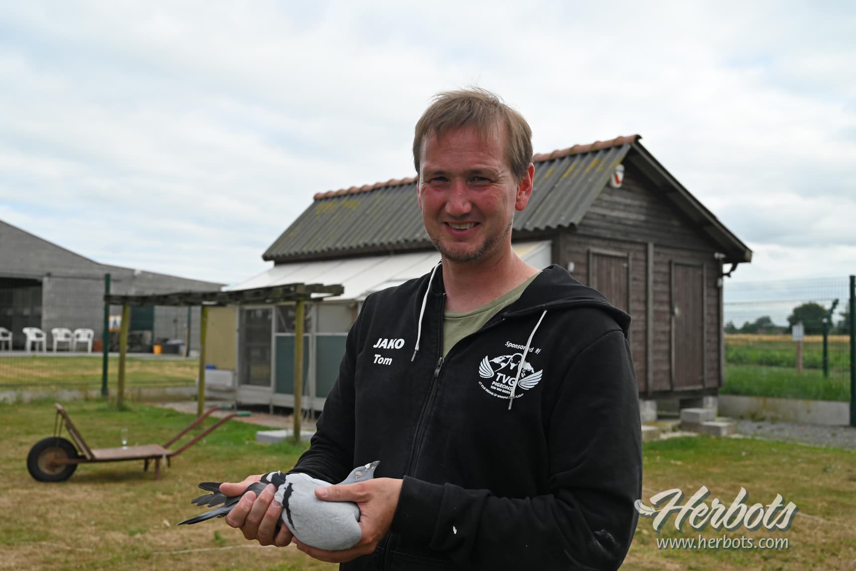 Pigeon Bids 100% Van Gaver Tom & Marnik