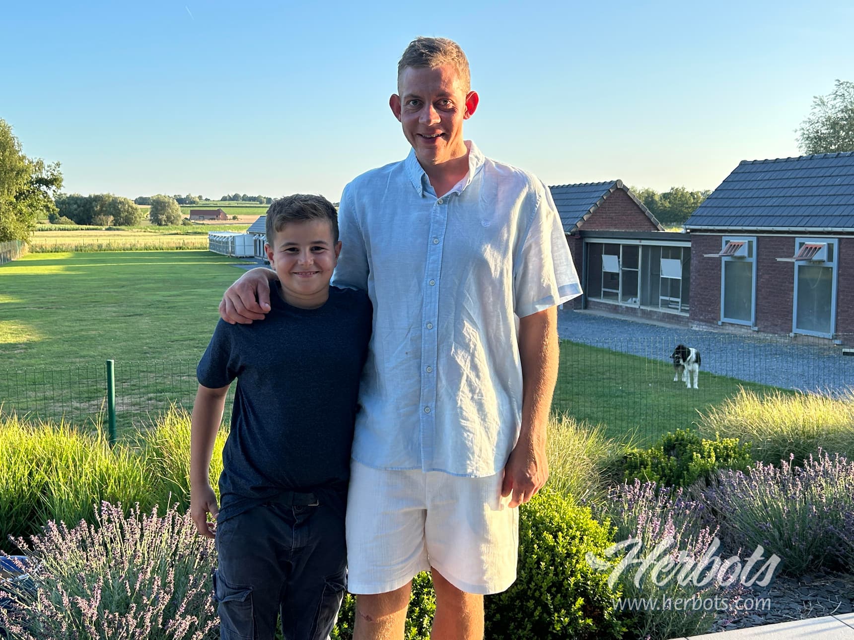 Hugo CASAERT gagne le 1er international (Femelles) Barcelone 2025 de 5.735 pigeons