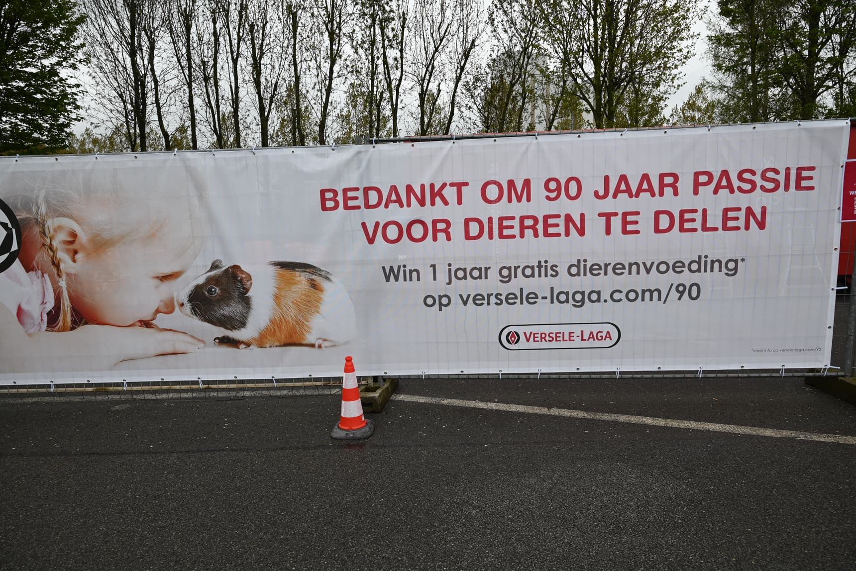 Versele-Laga celebrates its 90th anniversary with the acquisition of a new extruder