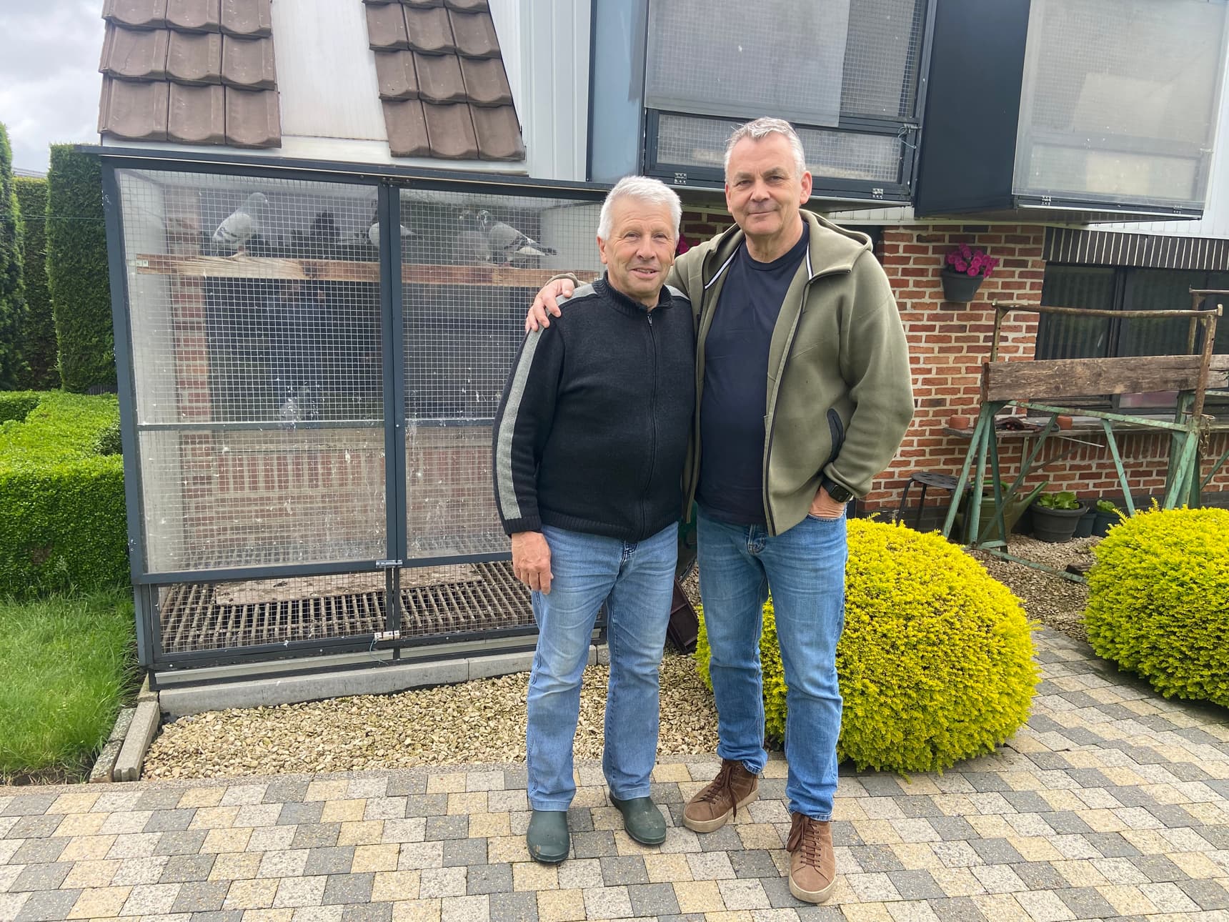 Geukens – Bauer (Paal) winnen 1ste Prov Sens 5.583 oude en jaarse duiven