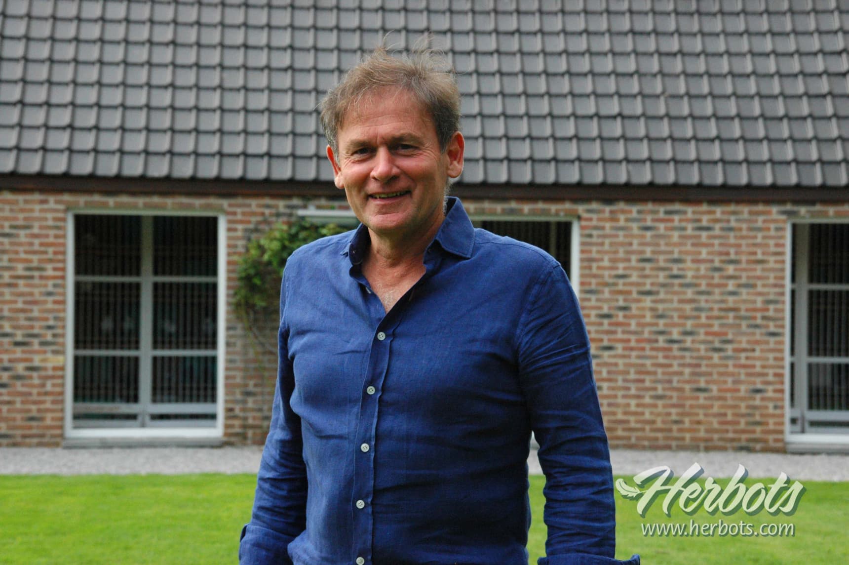 Jos Thoné (Niel-bij-As) : 1er National Bourges 8,409 vieux - le plus rapide contre 39,068b.