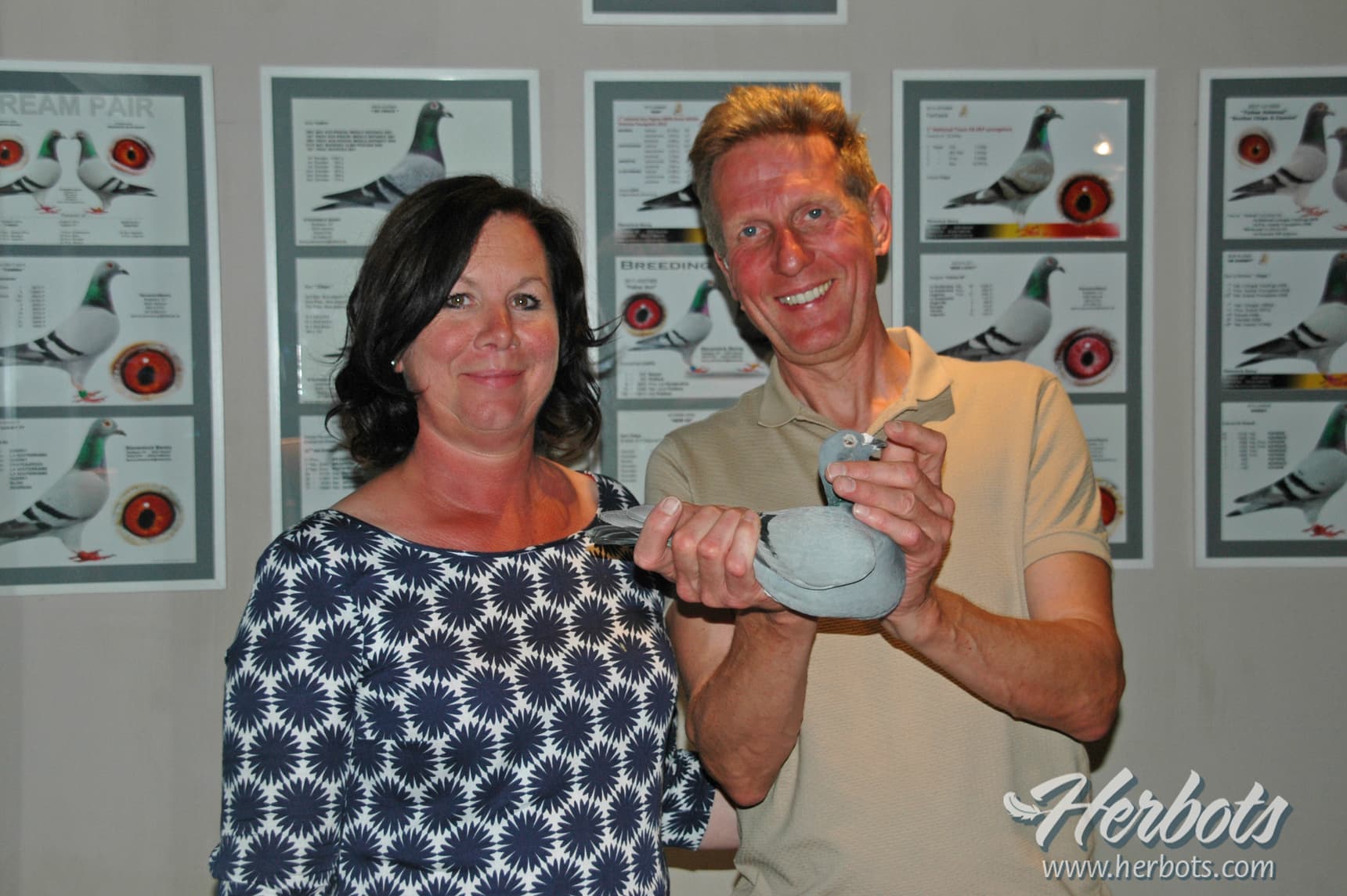 Pigeon Bids Benny Steveninck