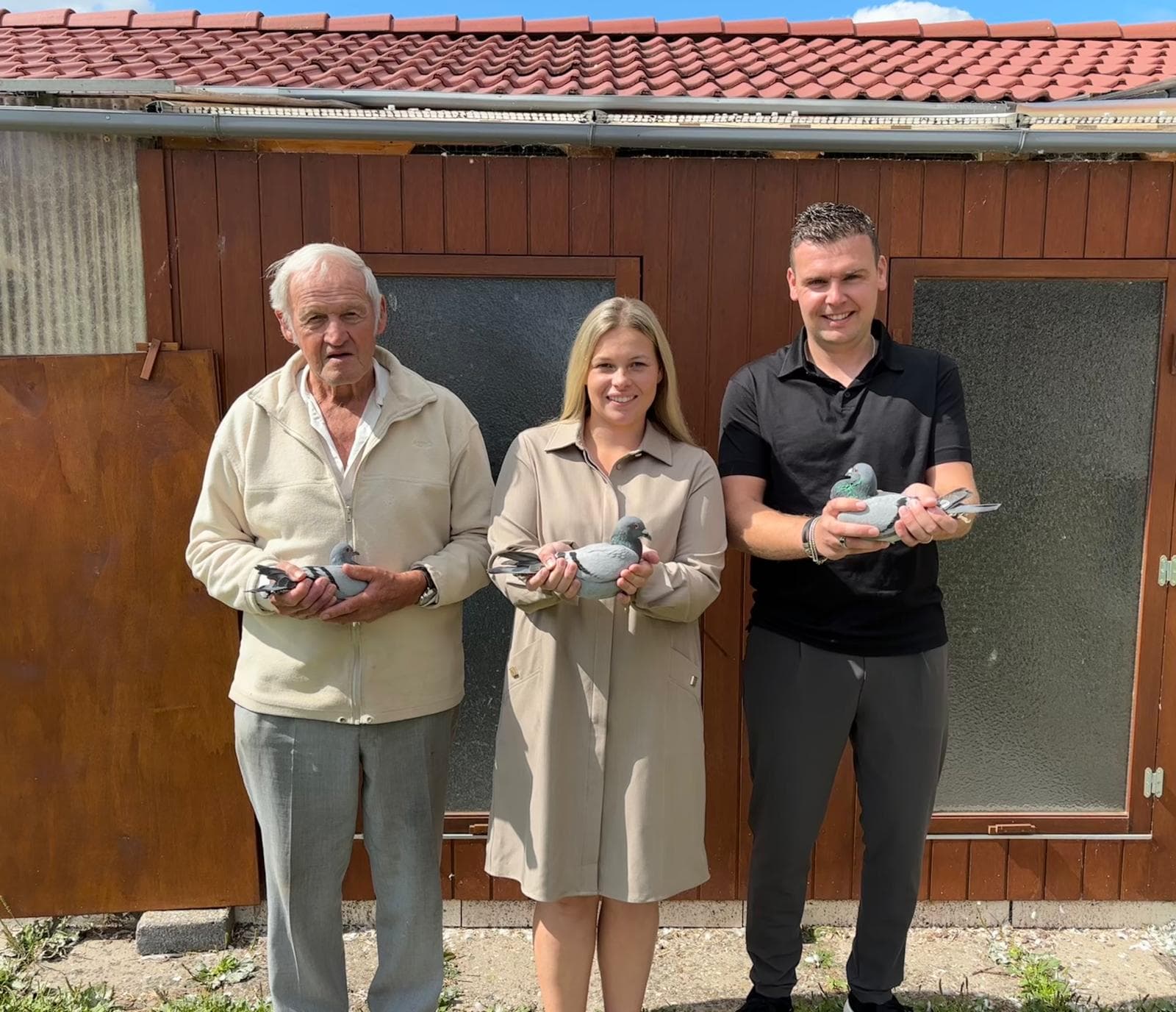 A Remarkable Saturday for Van de Merwe Gwen & Peter